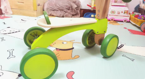 德国品质HAPE儿童平衡车（四轮），家人3...