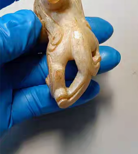 包邮和田白玉摆件!完整无缺!年代自断真假自...