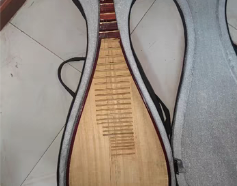入门级琵琶，本人换新琵琶了，此琵琶转让，老...