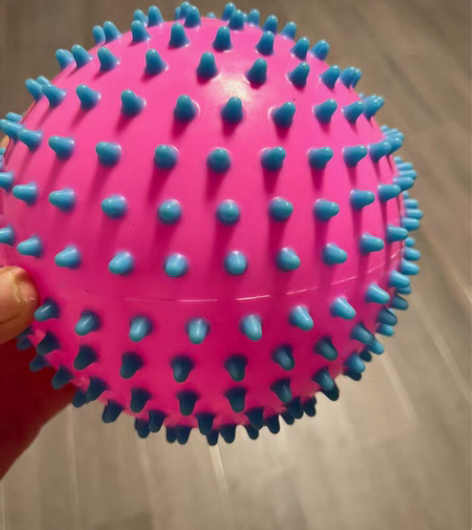 包邮哈哈球，儿童按摩感知球感统训练小刺球，...