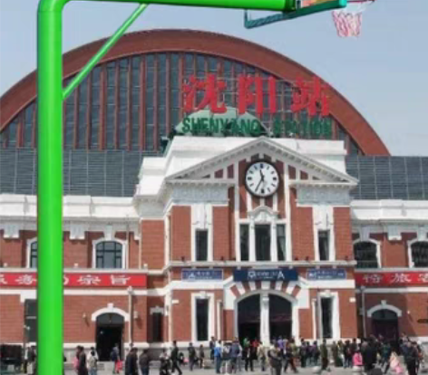 包邮一只地埋圆管篮球架,配钢化玻璃篮板。 ...