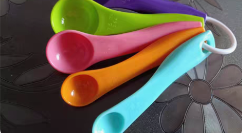 包邮量勺带刻度厨房家用婴儿计量奶粉勺子 感...