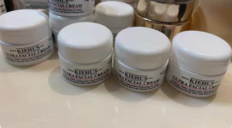 包邮科颜氏高保湿面霜 出闲置，中样，7ml...