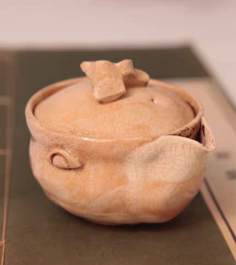 包邮日本老的萩烧宝瓶，昭和时期，花摘造型古...