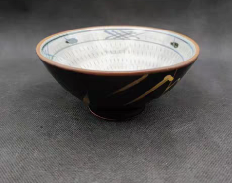 包邮小鹿田烧斗笠碗 黑釉内部青花跳刀纹 制...