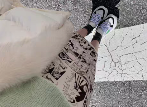 FBB李明萱2019秋冬新款气质印花漫画半...