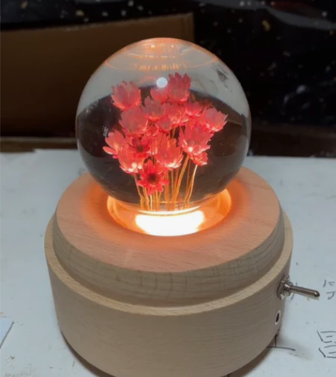 包邮便宜卖小雏菊水晶球八音盒永生花音乐盒 ...
