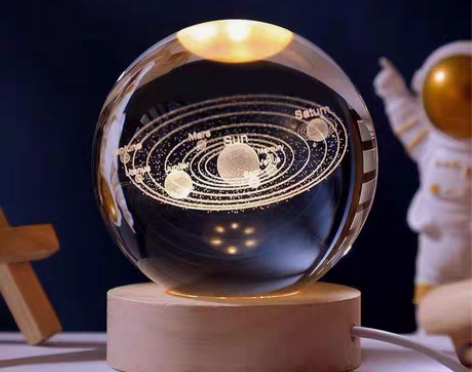 包邮宇宙系发光水晶球小夜灯高级感摆件送老公...