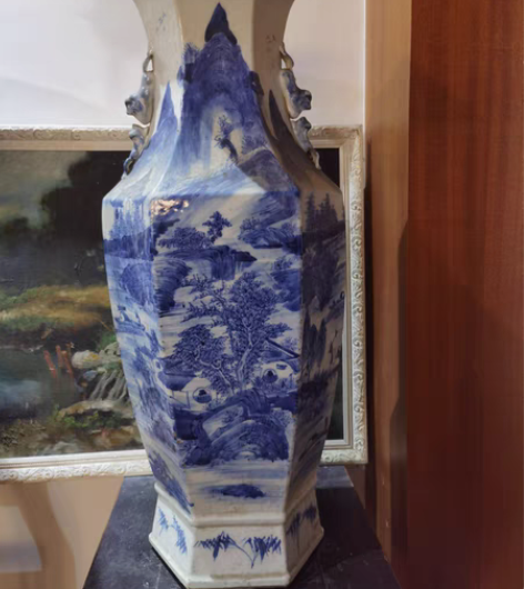 清代青花双耳山水人物风景大瓷瓶方瓶 议价出...
