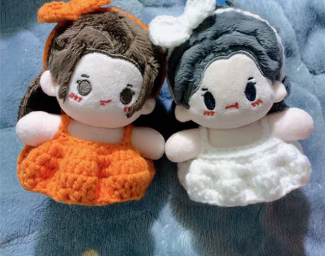 自钩10cm娃衣，小裙子有大波浪小波浪可选...