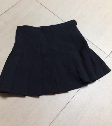 包邮黑色百褶裙高腰S码 全新无吊牌有内衬，...