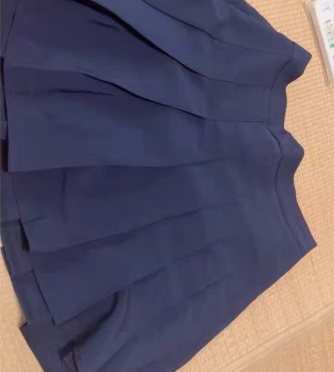 转卖格子百褶裙女秋冬2019新款大码半身裙...