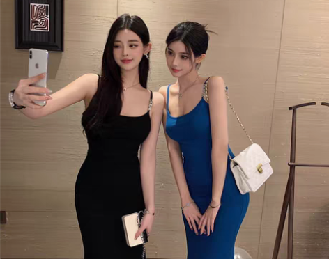 转卖luna潞娜 高级感wang钻吊带鱼尾...