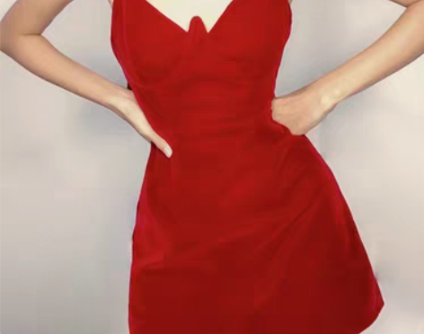 转卖越南代购小众品牌ins风高级感吊带v领...