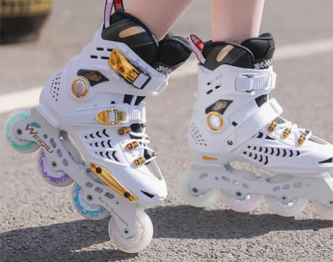 转卖溜冰鞋成人专业平花式校园轮滑鞋男女成年...