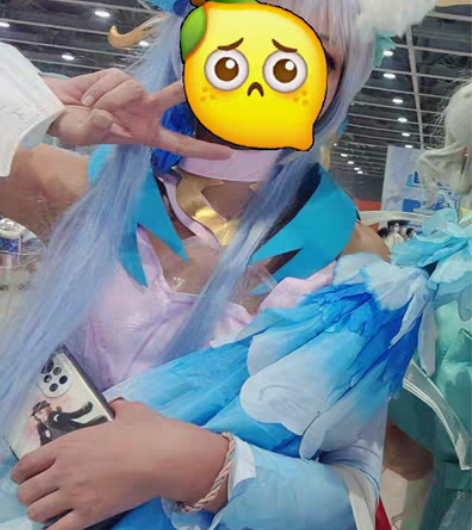 衣服在学校宿舍，所以回校后出，具体啥时候我...