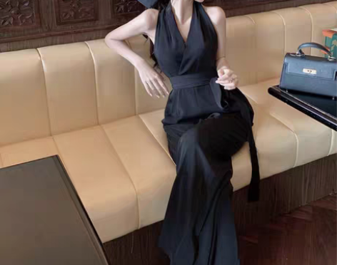 转卖法式赫本风吊带挂脖连体裤女夏气质性感露...