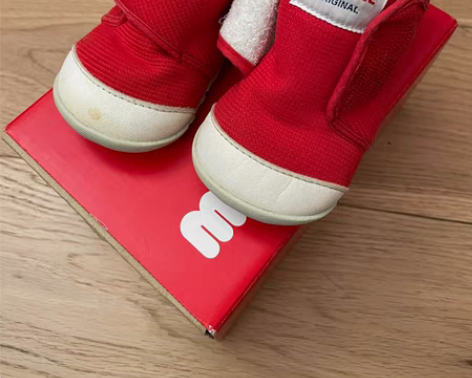 包邮Mikihouse 日本制获奖学步鞋一...