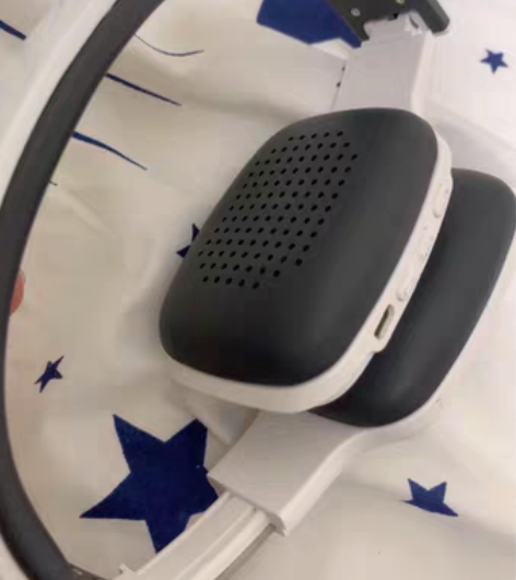 包邮remax耳机，自用2个月，发票盒子都...