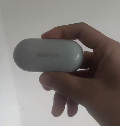 一加耳机 感兴趣的话点“我想要”和我私聊吧...