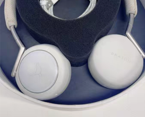 包邮小鸟耳机 头戴式降噪耳机 灰色 成色如...