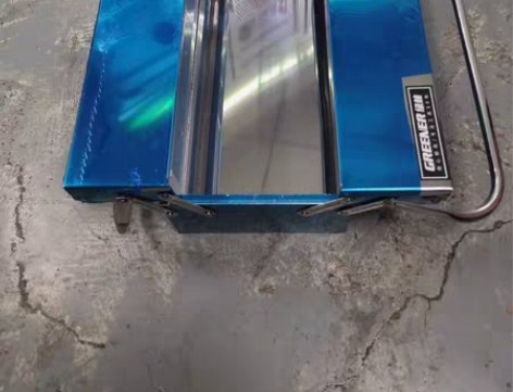 不锈钢双层工具箱,整体都是不锈钢的,重2....