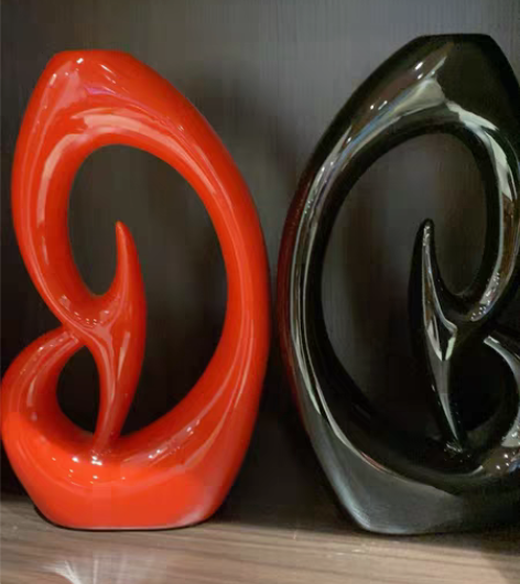 红与黑摆件 感兴趣的话点“我想要”和我私聊...