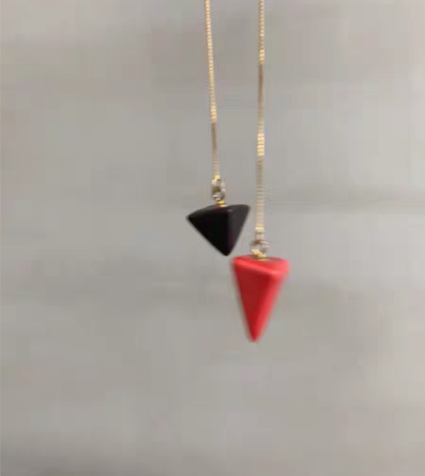 包邮红与黑,陶瓷,像灵摆一样在耳间晃动跳跃...