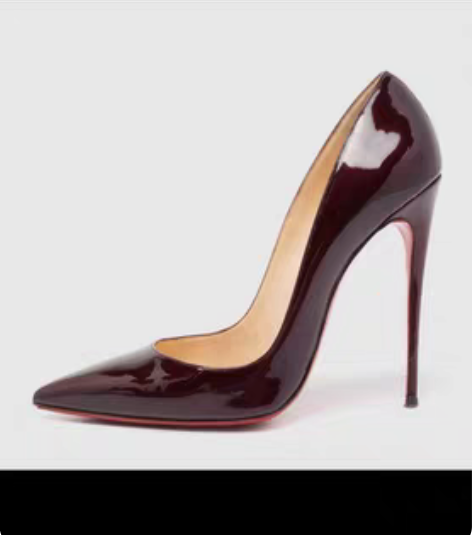 国外购买，右后跟皮有点破损42码，已贴底保...