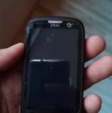 中兴手机 正常使用￥58