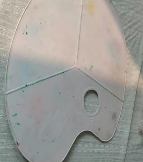 培训机构学生用二手调色盘。菏泽牡丹区曹州牡...