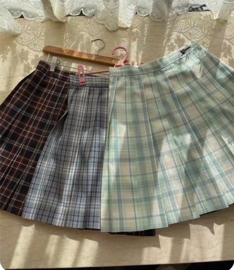 准备搬家了 白菜出jk格裙！布丁家中牌 以...