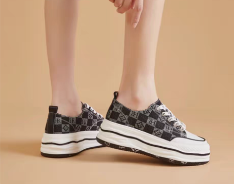 包邮HR 赫莲娜新款厚底休闲运动鞋百搭时尚...