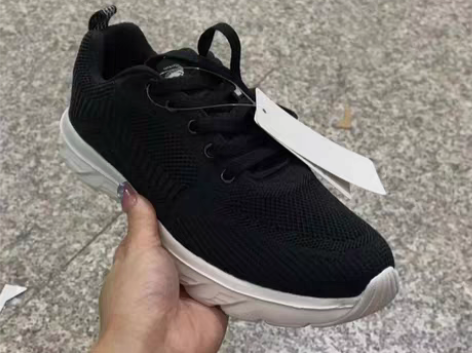 包邮卡帝乐品牌男士运动鞋 给爸爸给老公超舒...