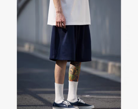 转卖CityBoy抗皱宽松复古卫裤 洗了一...