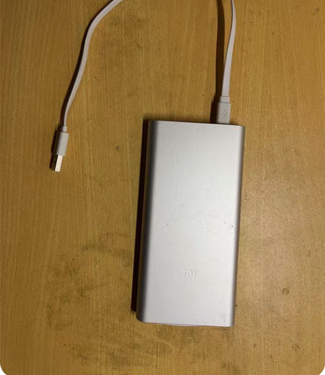 出小米充电宝，需要的私我 感兴趣的话点“我...