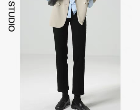 转卖泷萝黑色直筒牛仔裤女2021秋冬新款高...