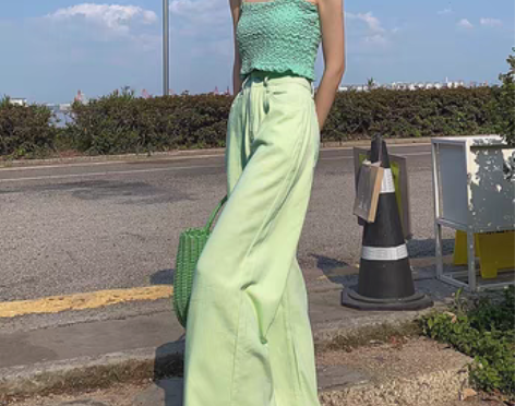 转卖花田橱窗青苹果绿色牛仔裤女夏季2022...