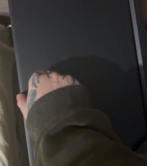 转卖2022新品六月购买，买来就没用 AL...