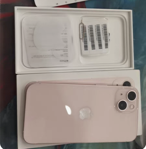 苹果13 128纯原不漏气，全套都在一个纸...