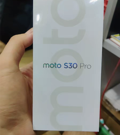 摩托罗拉s30pro  12＋256  月...
