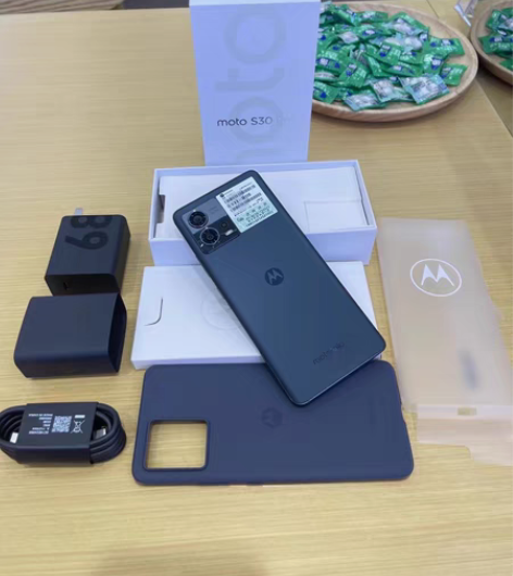 摩托罗拉 moto S30 Pro 12G...