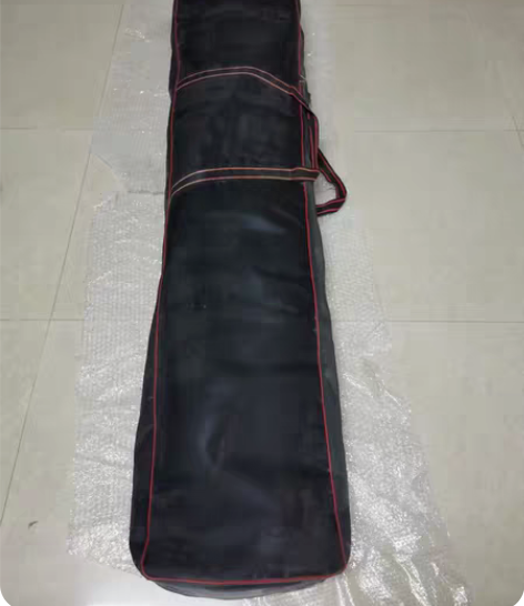 闲置清泉古筝一架，可自取！有琴包、矫正器、...