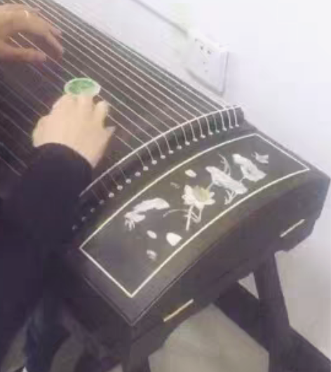 古筝琴行赔钱出全新音美尔古筝挥泪甩卖入门演...