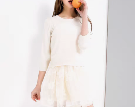 转卖简朵 连衣裙 感兴趣的话点“我想要”和...