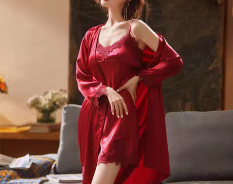 转卖红逸 睡袍 感兴趣的话点“我想要”和我...