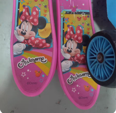 迪士尼disney  滑板车带车篮 9成新...