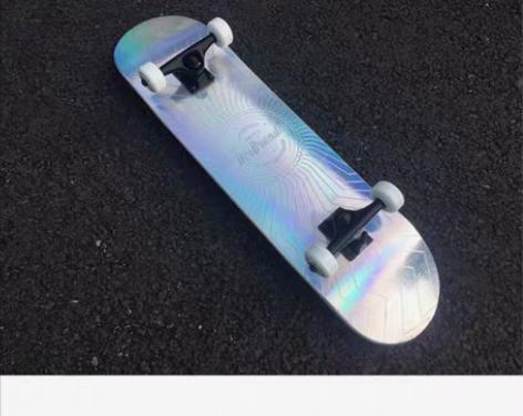 之前抖音老刷到滑板一时脑热买的 玩了两次卡...