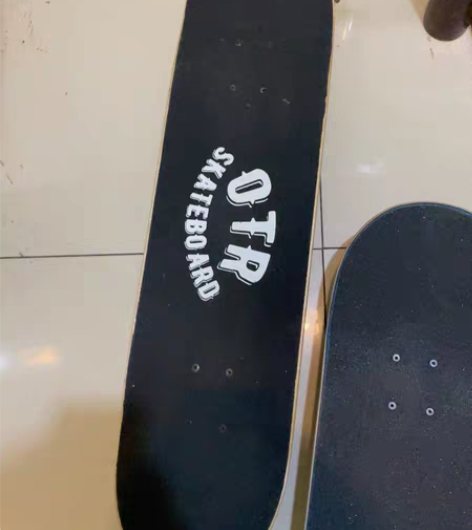 转卖OTR滑板初学者青少年成人男女生儿童刷...