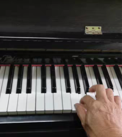 珠江钢琴，二手型号如图，手感超级好，声音是...
